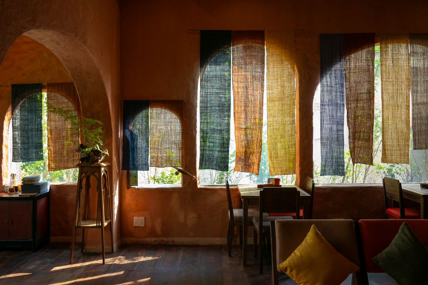 hum-web-khonggian-hums-1_1